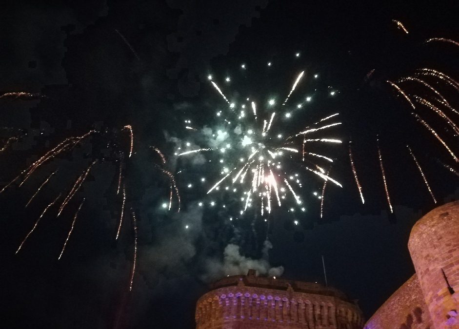 FestivitésUn spectacle pyrotechnique pour les Dinannais #3